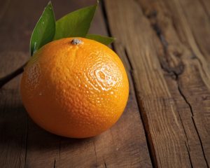 Fruto del aceite esencial de tangerina, ideal para aliviar el estrés, mejorar el ánimo y revitalizar la mente. Perfecto para aromaterapia y masajes.