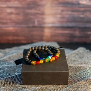Pulsera de Piedra Volcánica - Chakras del Buda