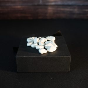 Howlita Blanca (Magnesita)